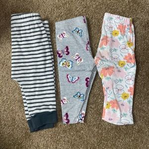 3 pairs of leggings